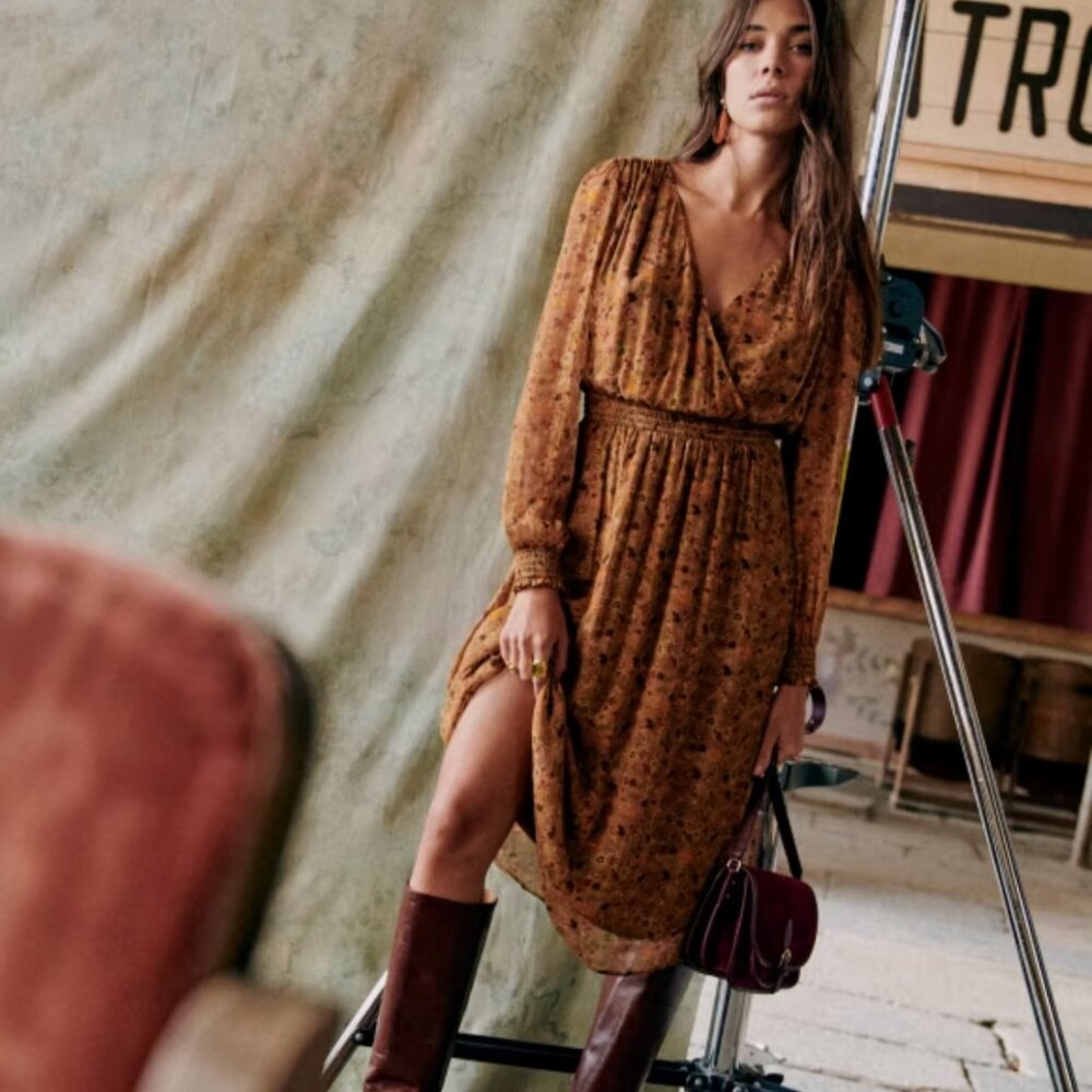 Sézane Abele Dress in 70s Floral Size 36/US 4